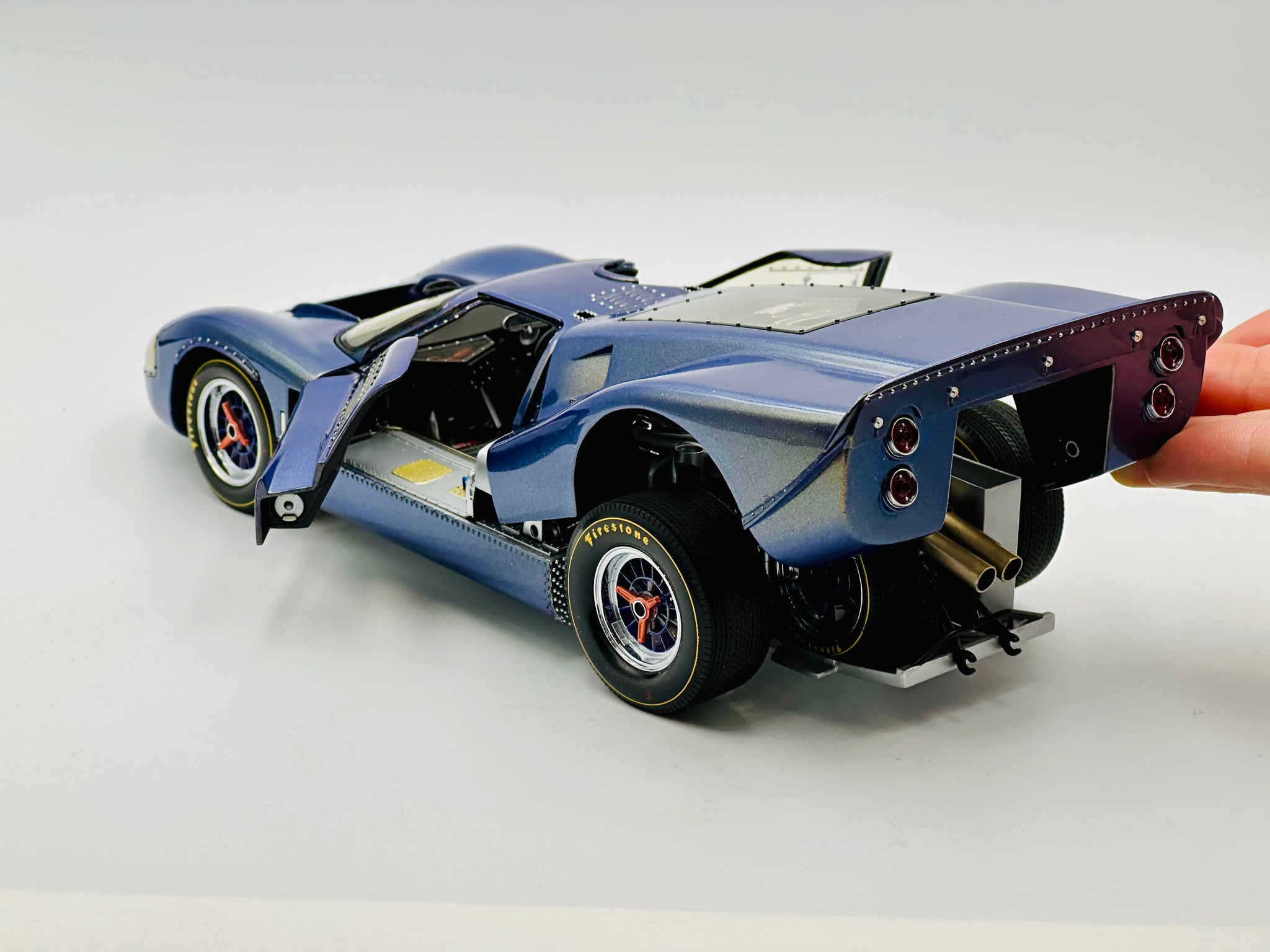 Exoto: A 1:18 Scale Model Of A Racing Legends Ford GT40 MK IV Le Mans 2r W Yowsi