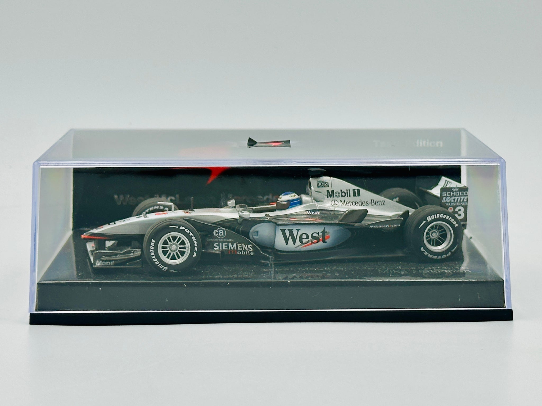 1:43 Mika Hakkinen -- #3 McLaren Mercedes MP4-16 -- Minichamps F1