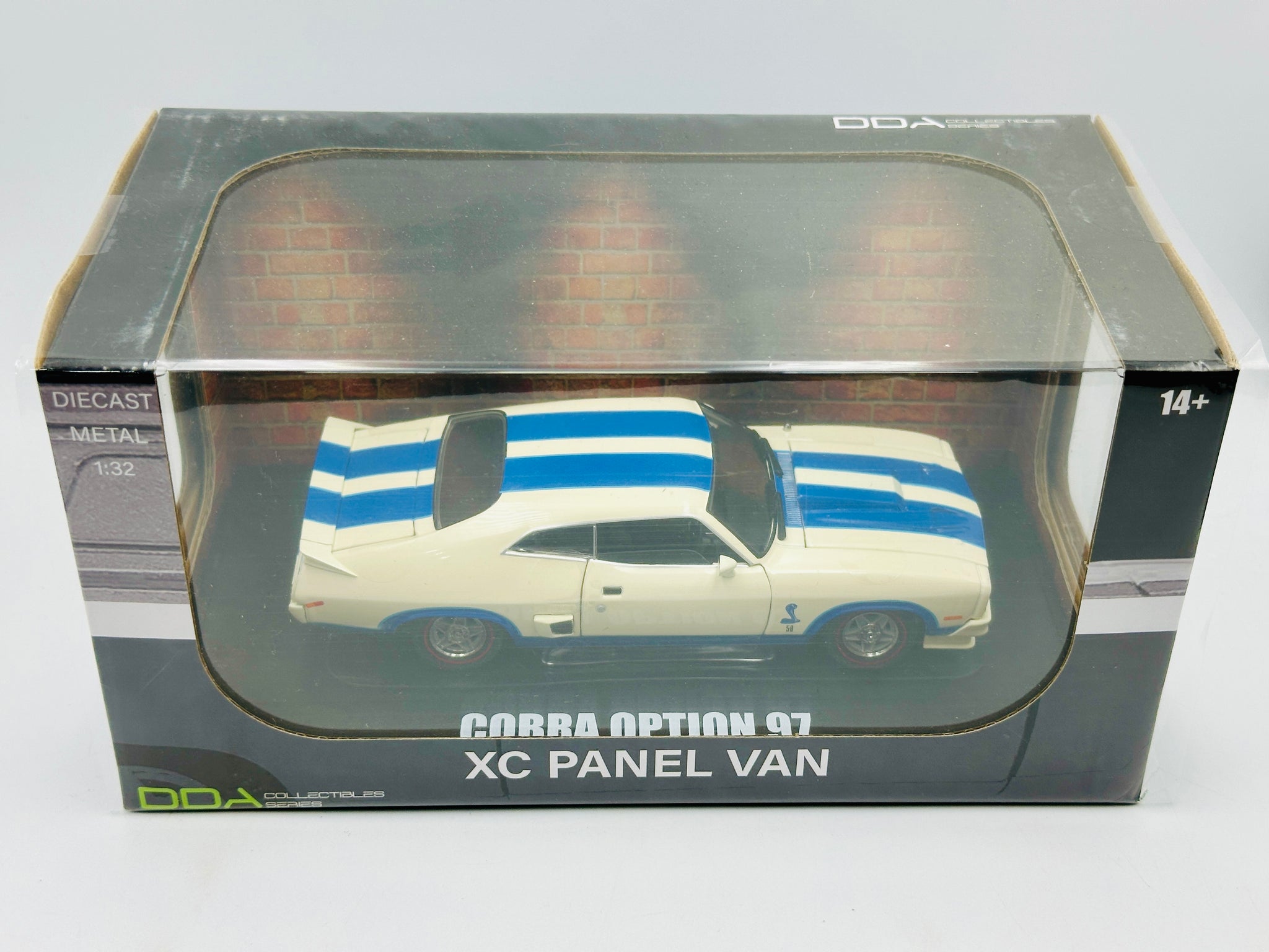 1:32 Ford Falcon XC Cobra Option 97 -- White w/Blue Stripes -- DDA Col