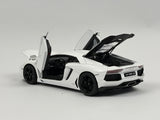 1:18 Lamborghini Aventador LP700-4 -- Bianco Isis (White) -- AUTOart 74663