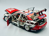 1:18 2010 Garth Tander -- Holden Racing Team -- Classic Carlectables