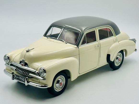 1:18 Holden FJ Sedan -- Convoy Grey/Polar White -- Biante/AUTOart