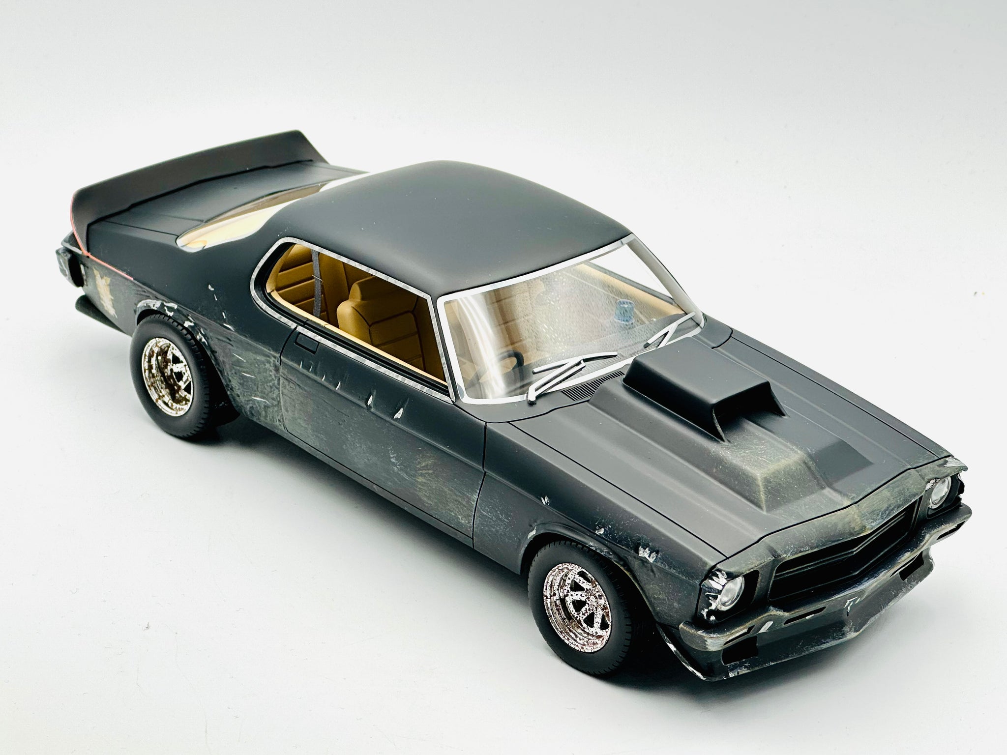DDA 1/18 マッドマックス ナイトライダー HQモナーロ MFP Amazon.co.jp DDA 1/18 マッドマックス ナイトライダー HQモナーロ MFP Amazon.co.jp