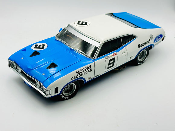 1:18 1973 Bathurst Winner Allan Moffat -- Ford XA Falcon -- Classic Carlectables
