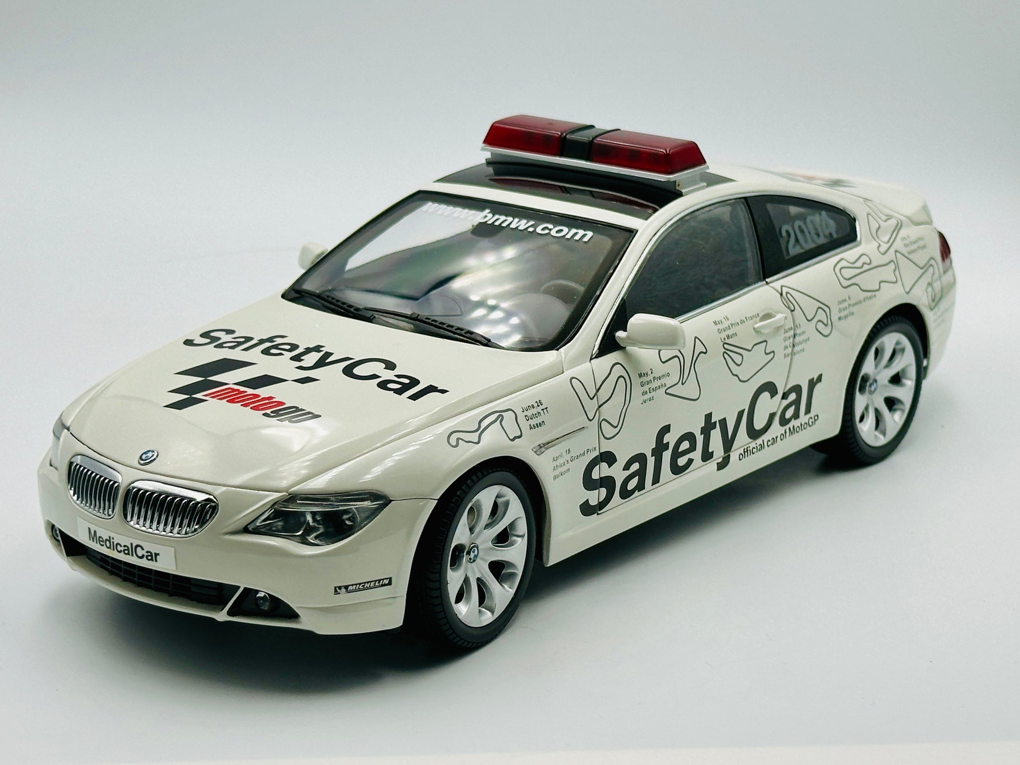 1:18 2004 MotoGP Safety Car -- BMW 645Ci Coupe -- Kyosho 08705GP