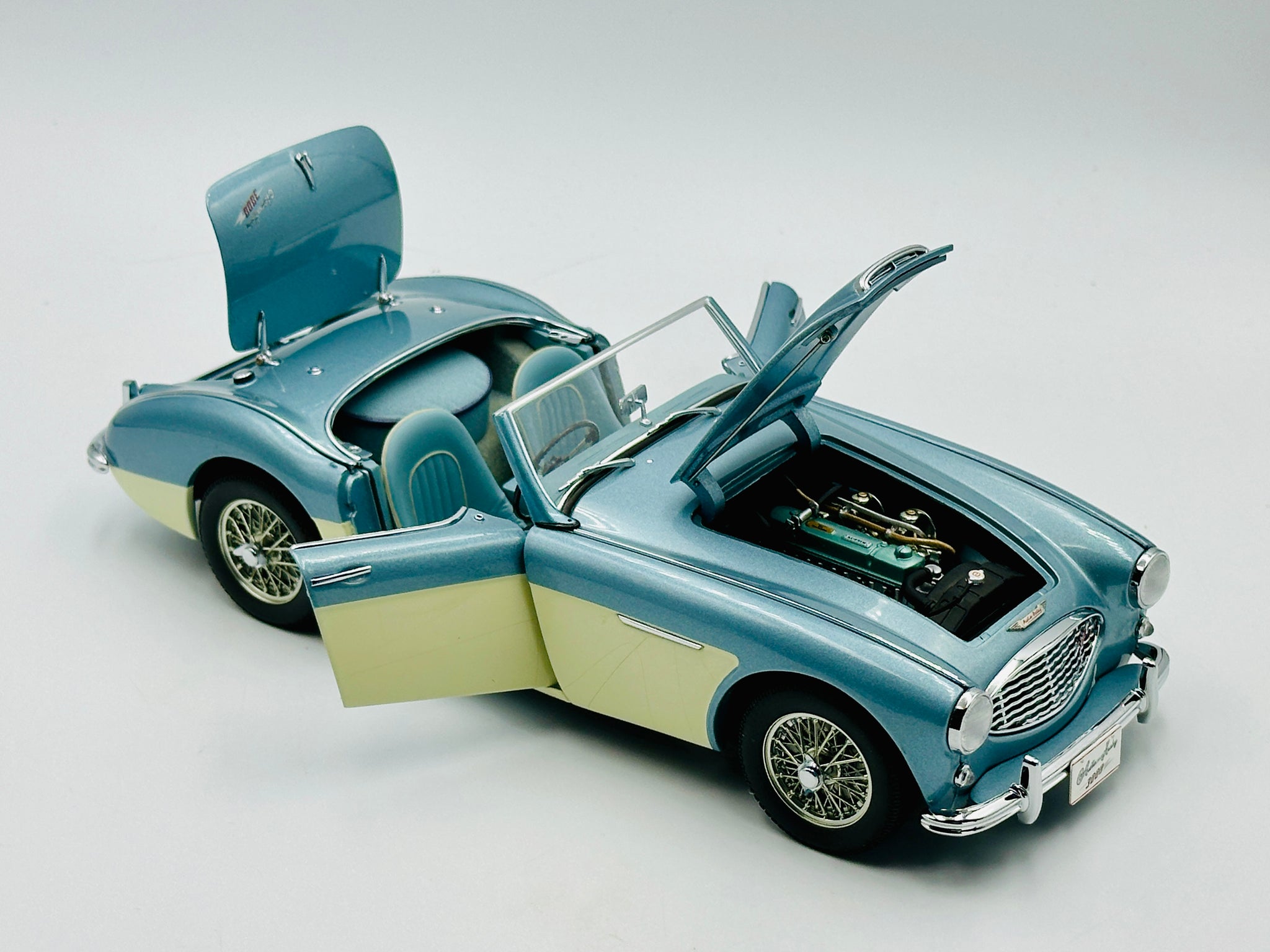 ミニカー AUTOart Austin Harley 3000z 1:18 Austin Healey 3000 MKI -- Blue/White -- AUTOart Millennium 70706