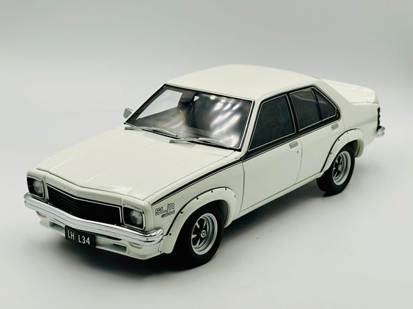 1:18 1974 Holden LH Torana L34 -- Glacier White -- Biante/AUTOart 73477