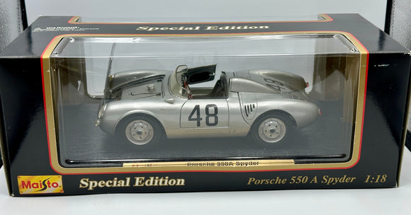 1:18 1958 1000km Buenos Aires Race -- #48 Porsche 550A Spyder -- Maisto