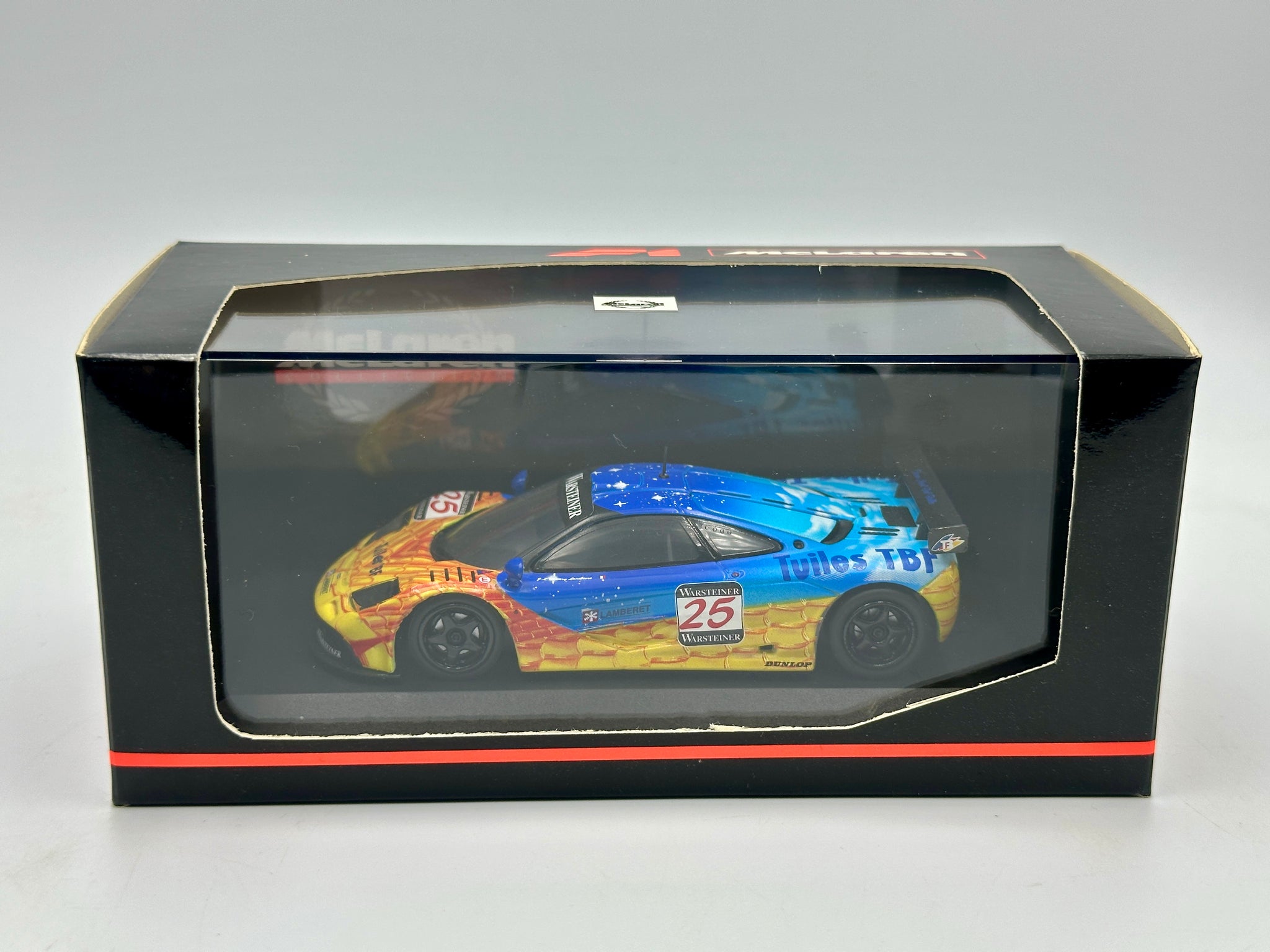 1:43 1997 FIA GT Championship -- #25 McLaren F1 GTR -- Minichamps