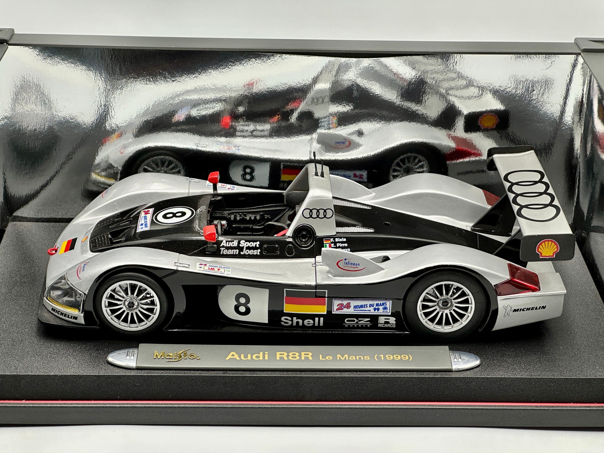 1:18 1999 LeMans 24h 3rd -- #8 Audi R8R -- Maisto