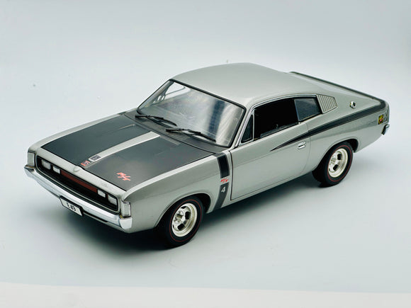 1:18 Valiant E49 Charger 'Big Tank' -- Mercury Silver -- Classic Carlectables