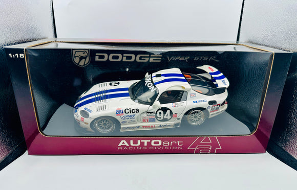 1:18 1997 24 Hour at Daytona -- #94 Dodge Viper GTSR -- AUTOart