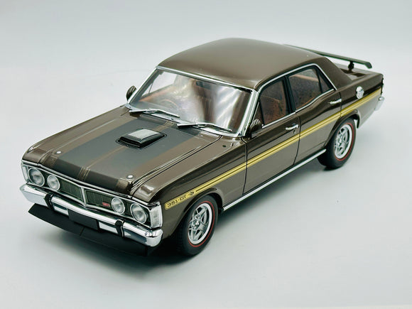 1:18 Ford XY Falcon GTHO Phase III -- Royal Umber -- Biante/AUTOart