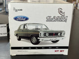 1:18 Ford XT Falcon GT -- Zircon Green -- Classic Carlectables