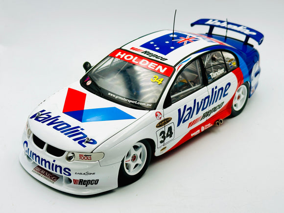1:18 2002 Garth Tander -- GRM Holden VX Commodore -- Classic Carlectables