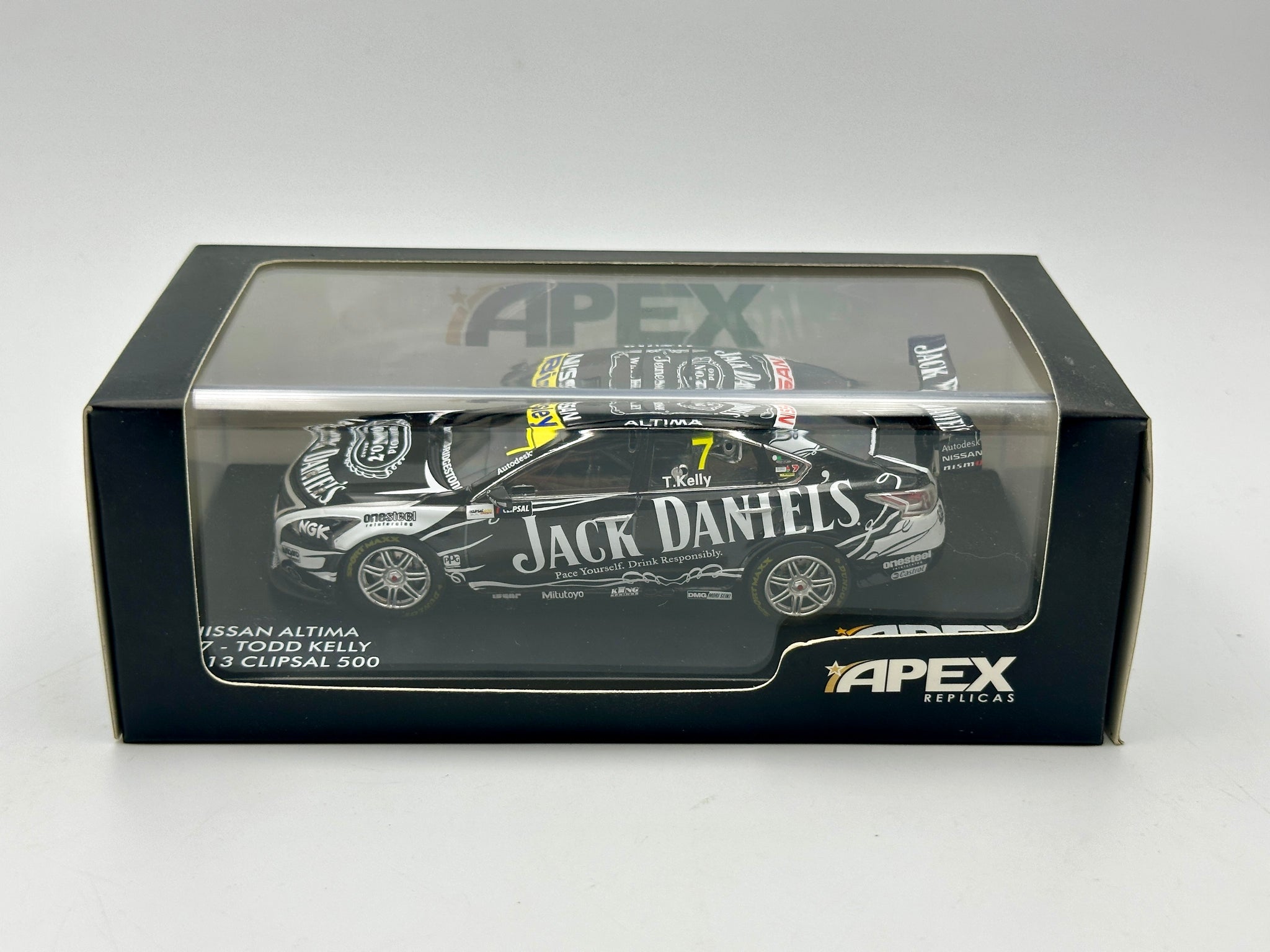 Miniature Apex Replicas 1/43 - Ford FG Falcon #17 Supercheap Auto 1000 2013