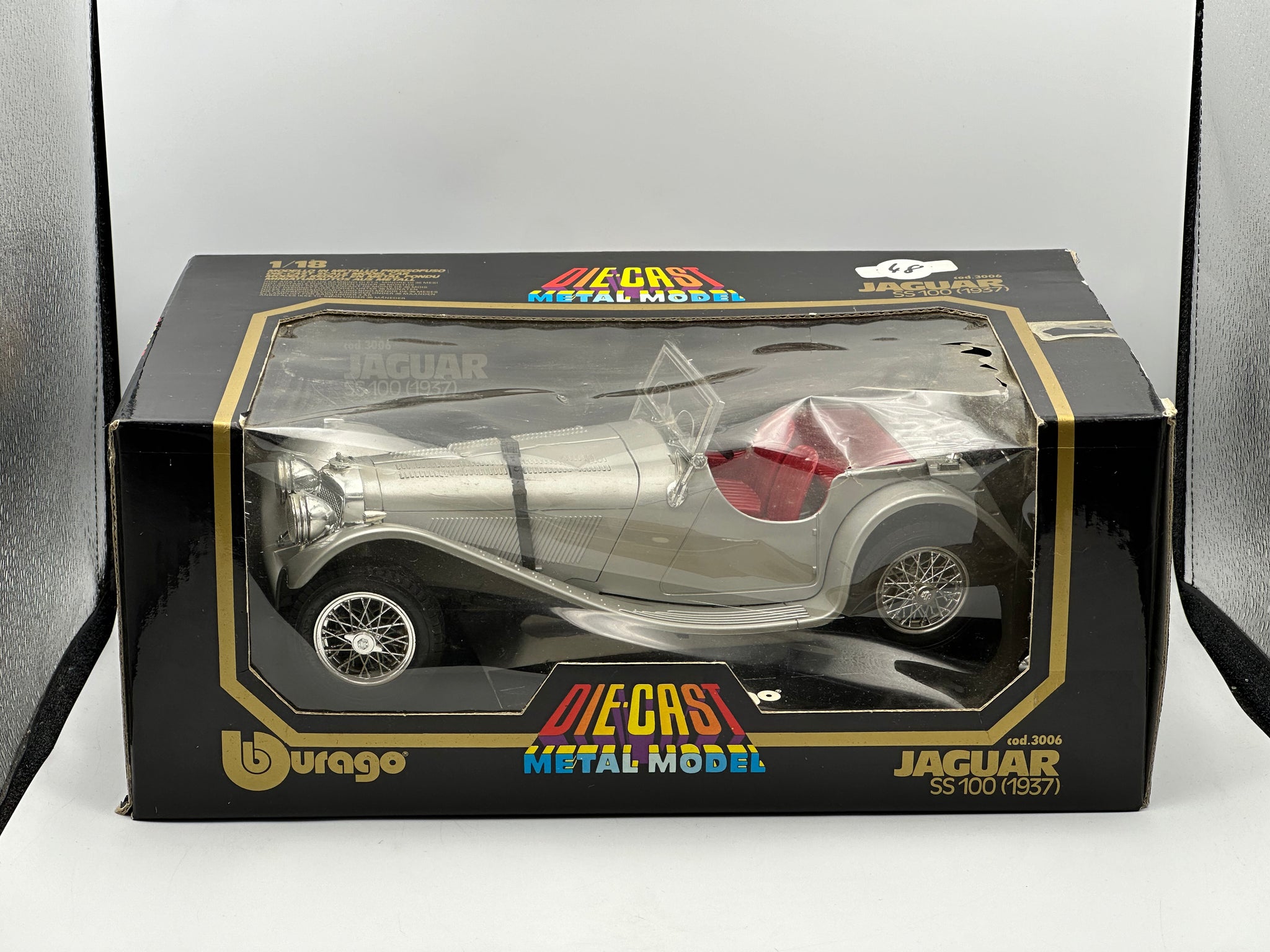 1:18 1937 Jaguar SS 100 -- Silver -- Bburago 3006 1:18 1937 Jaguar SS 100 -- Silver -- Bburago 3006