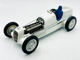 1:18 1934 Mercedes-Benz W25 -- Ein Mythos in weiB (White) -- CMC Models M-065