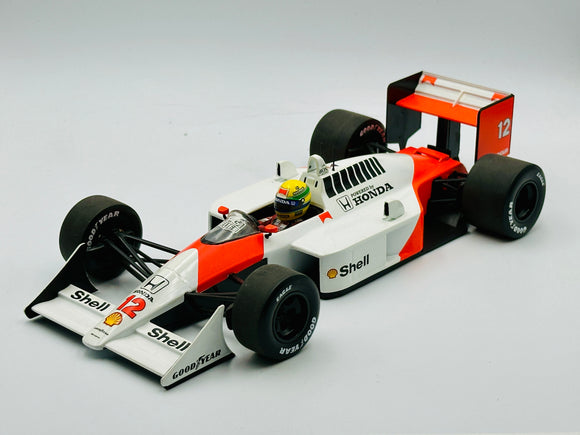 1:18 Chevrolet Corvette L-88 -- White 1969 GM Test Car -- Carousel 1 #
