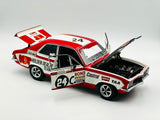 1:18 1972 Bathurst Colin Bond w/Plaque -- #24C Holden LJ Torana -- Classic