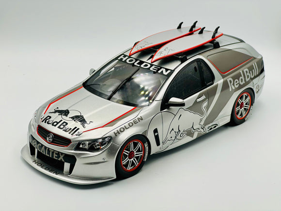 1:18 Holden VF Sandman Ride Car -- Silver Red Bull Livery -- Biante