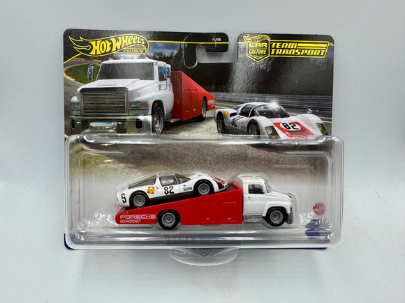 Hot Wheels -- Team Transport -- 1966 Porsche 906 Carrera 6 & Carry On HRV47