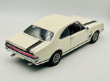 1:18 Holden Monaro HK GTS -- Ermine White -- Biante/AUTOart 72443