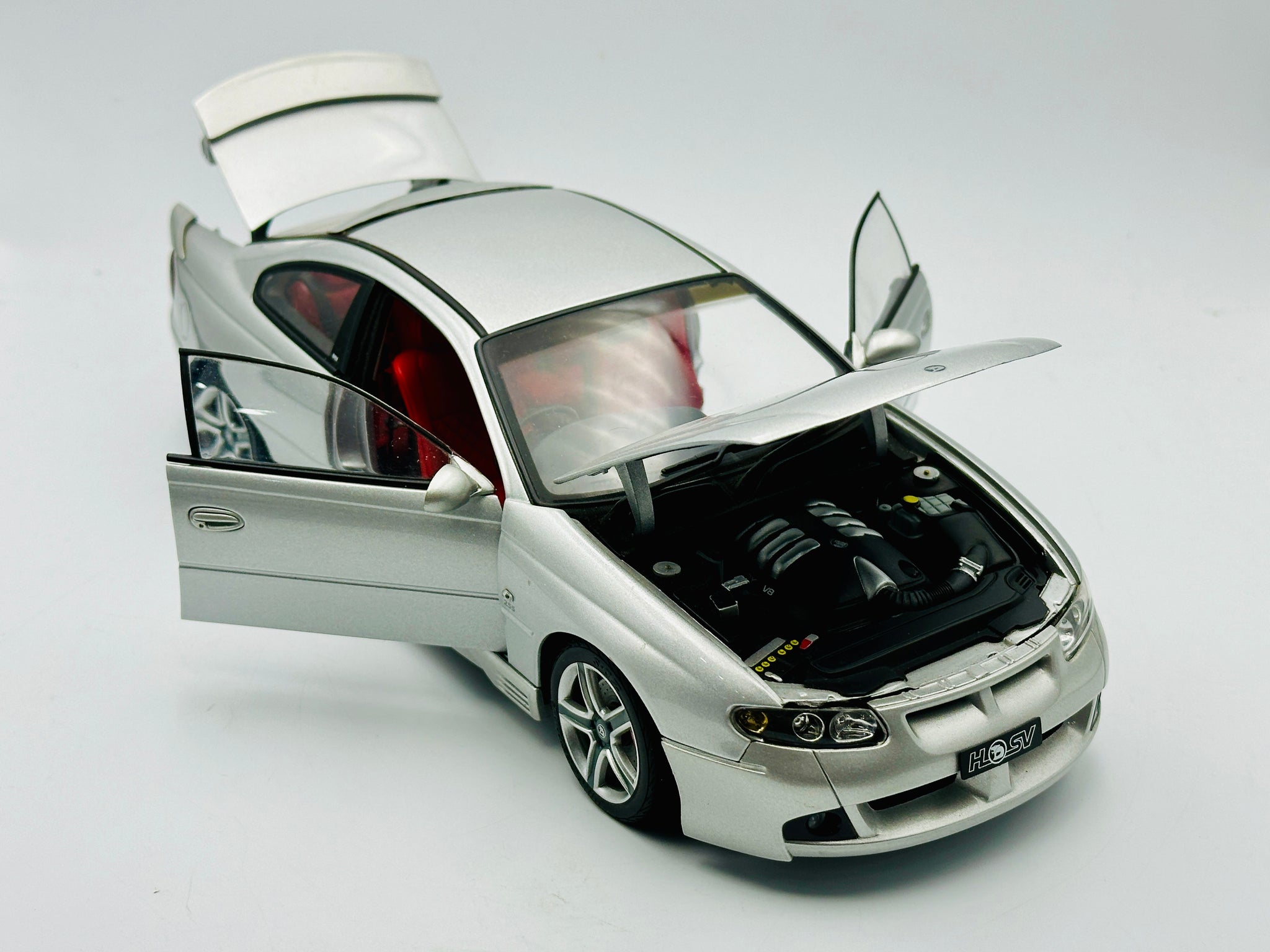 1:18 HSV GTO Coupe -- Quick Silver -- Biante/AUTOart Holden