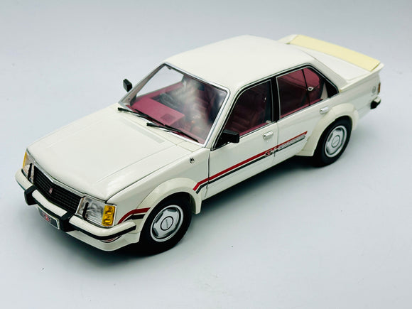 1:18 Holden VC HDT Commodore -- Palais White -- Biante