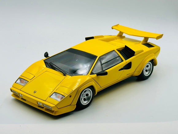 1:18 Lamborghini Countach LP5000S -- Yellow -- Kyosho 08322Y
