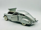 1:24 1933 Pierce Silver Arrow -- Silver -- Danbury Mint 131221B