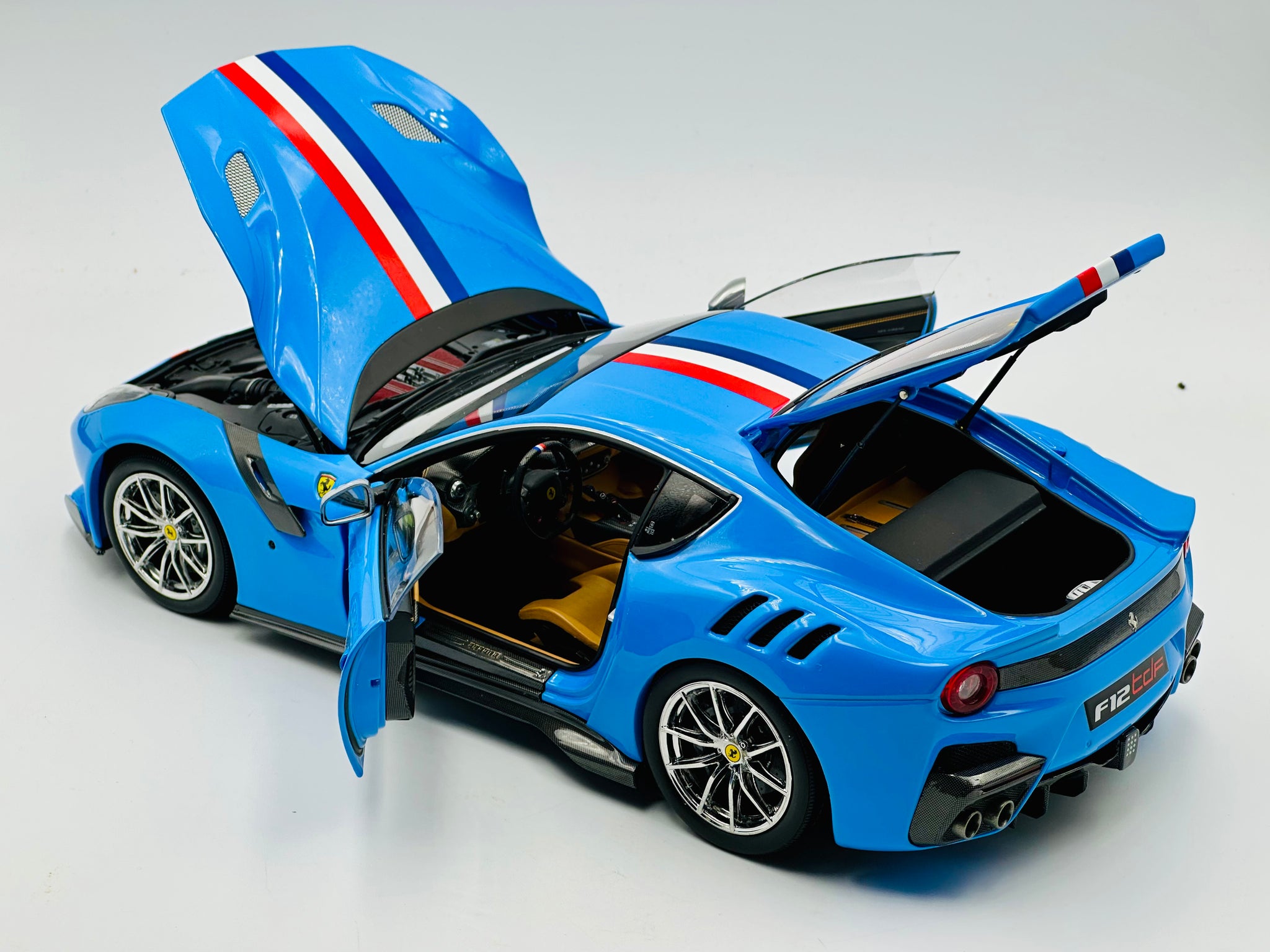 1:18 Ferrari F12 TDF -- #171 Light Blue - Tailor Made -- BBR Models 1:18 Ferrari F12 TDF -- #171 Light Blue - Tailor Made -- BBR Models