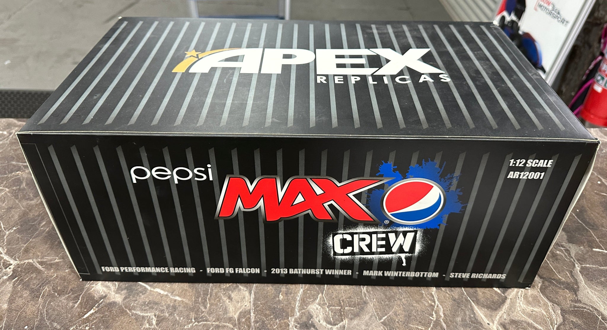 Miniature Apex Replicas 1/43 – Ford FG Falcon #17 Supercheap Auto 1000 2013