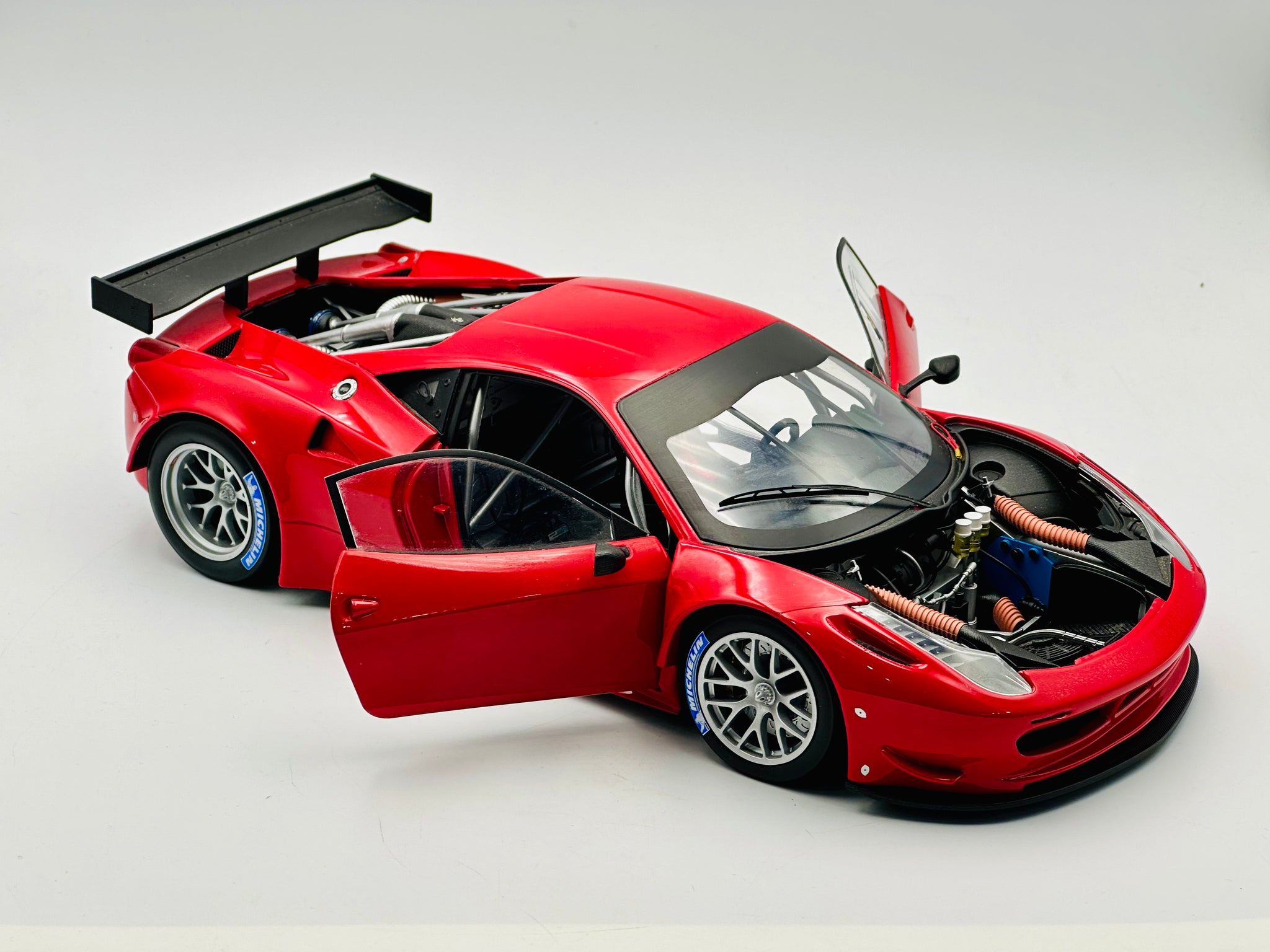 1:18 Ferrari 458 Italia GT2 -- Red -- Hot Wheels Elite X2860