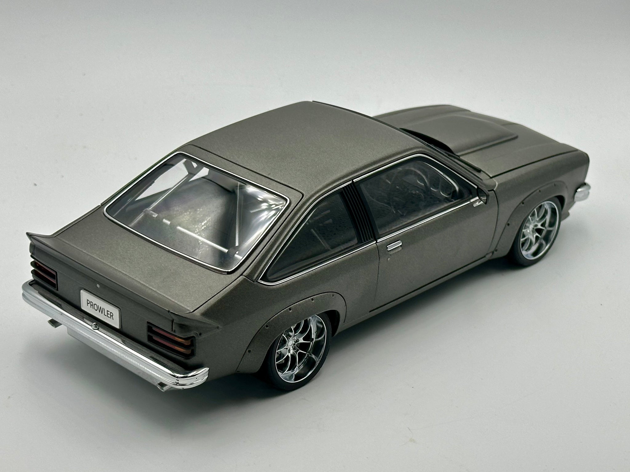 1:18 Holden LX Torana SS A9X Street Machine 