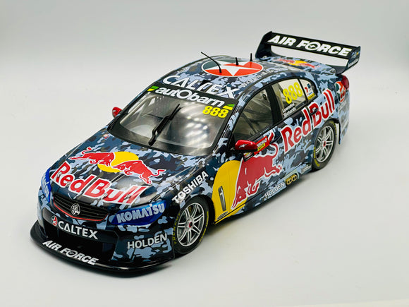 1:18 2014 Bathurst Air Force -- #888 Lowndes/Richards -- Classic Carlectables