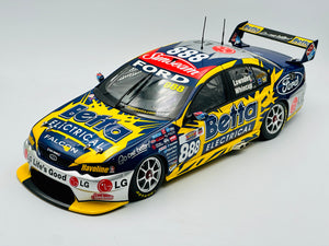 1:18 2006 Bathurst Winner -- Craig Lowndes/Jamie Whincup -- Classic Carlectables