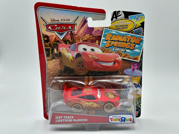 1:55 Lightning McQueen - Dirt Track - Toys R Us -- Disney 