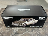 1:18 Aston Martin DB5 -- 007 James Bond Goldfinger -- Hot Wheels Elite BLY20