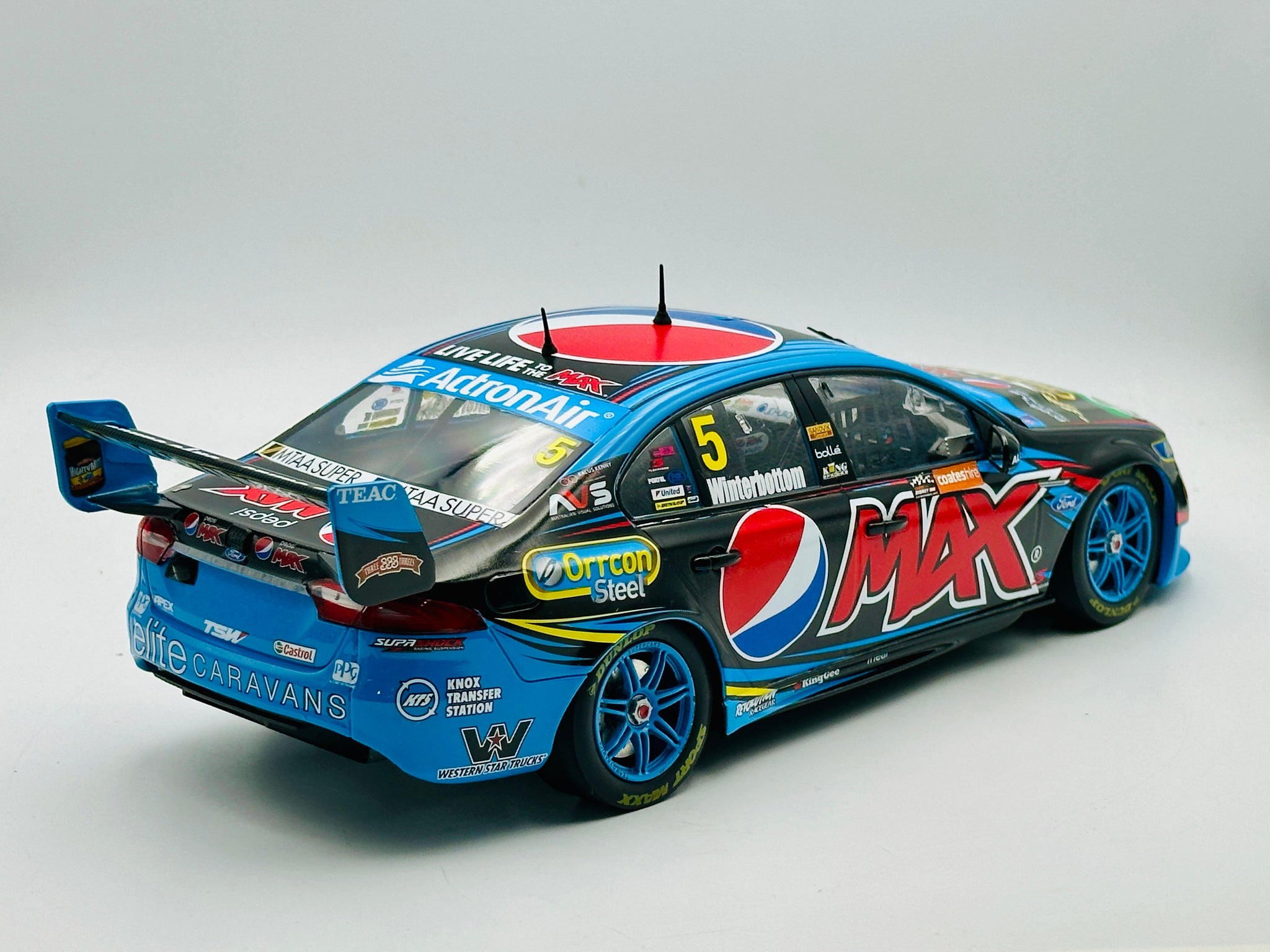 1/18 Apex FORD FG X FALCON MONSTER ENERGY #6- CAM WATERS 2016 AD81419 Modèles mo 1/18 Apex FORD FG X FALCON MONSTER ENERGY #6- CAM WATERS 2016 AD81419 Modèles mo