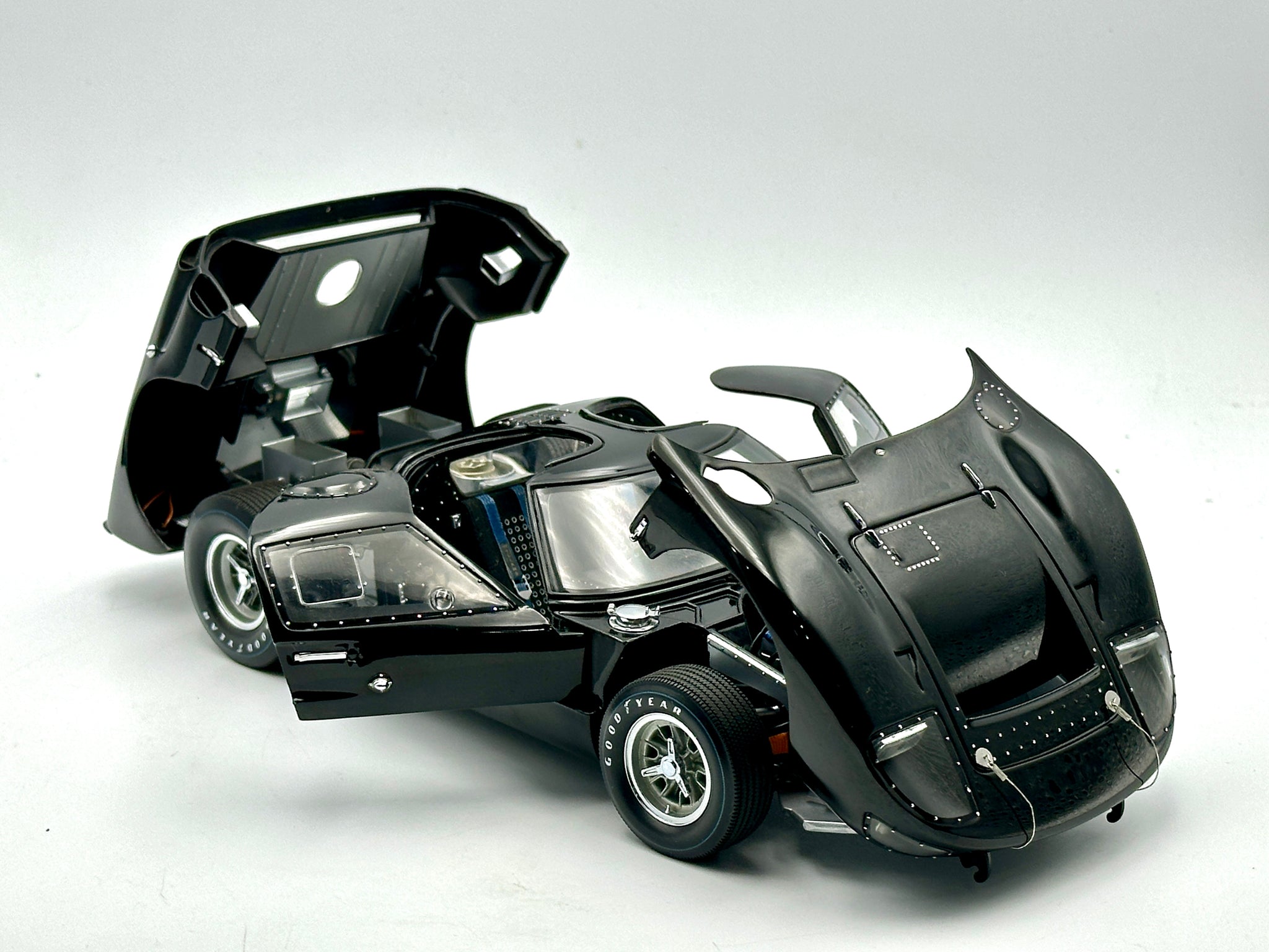 Exoto 1/18 Ford Gt40 Mkiv 24h Le Mans 1967 Ruby E Hulme #4 | Parcelamento sem juros Exoto 1/18 Ford Gt40 Mkiv 24h Le Mans 1967 Ruby E Hulme #4 | Parcelamento sem juros