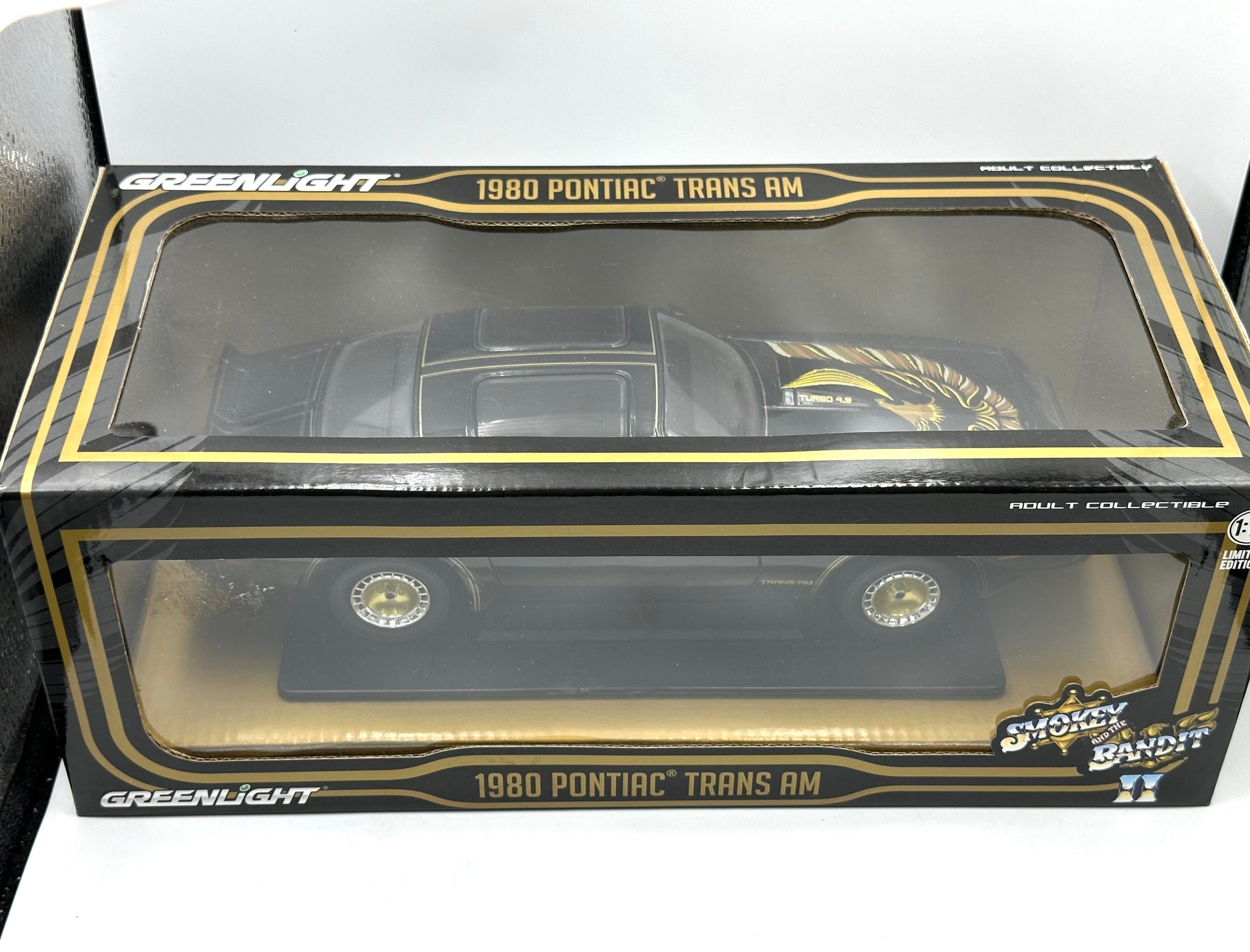 1:18 1980 Pontiac Firebird Trans Am -- Smokey & the Bandit 2 -- Greenl