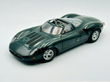 1:18 Jaguar XJ 13 -- Green -- AUTOart 73541