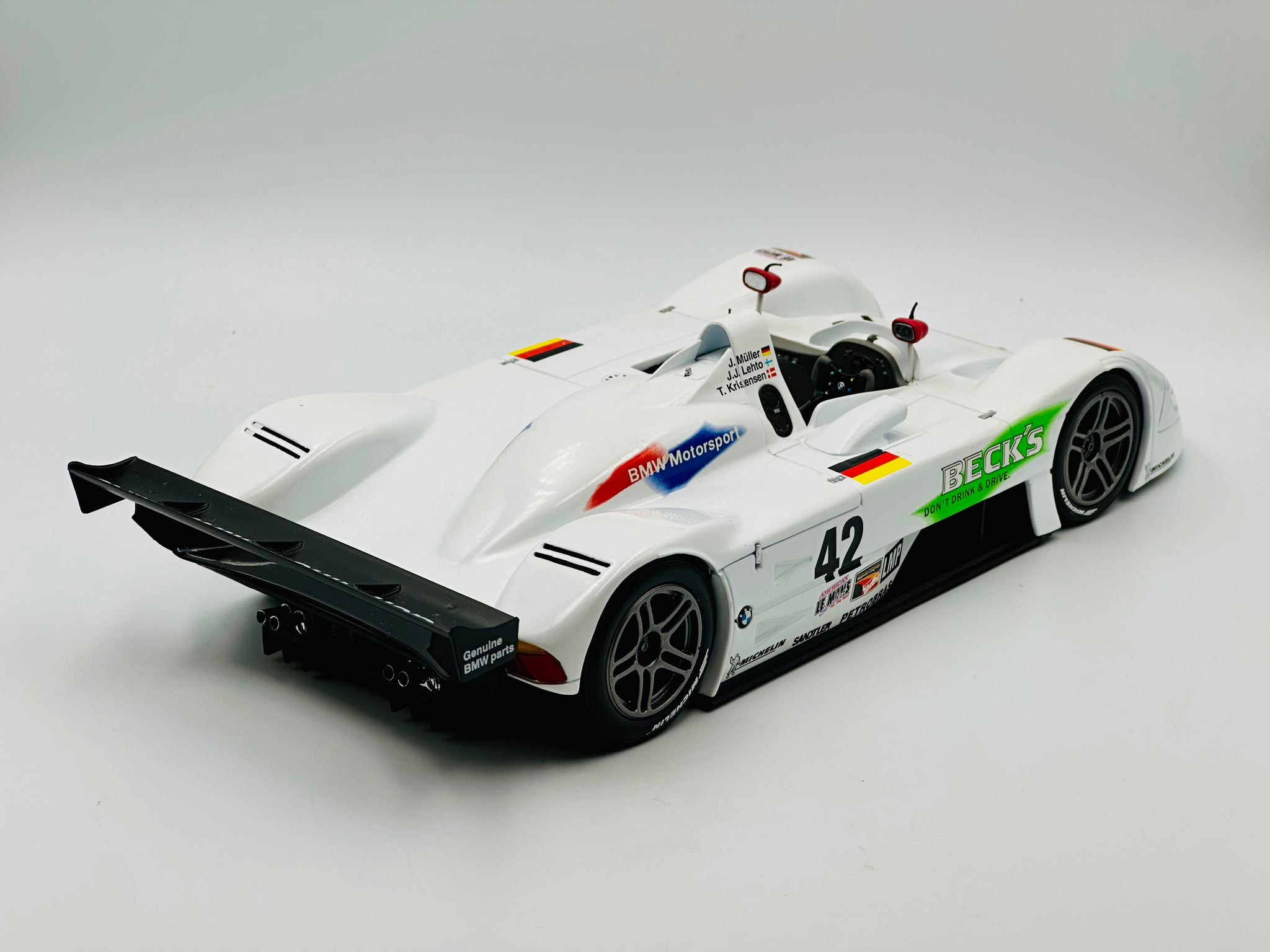 Jual 1:18 Original BMW V12 LMR Le Mans Winner 1999 Heritage Racing Jual 1:18 Original BMW V12 LMR Le Mans Winner 1999 Heritage Racing