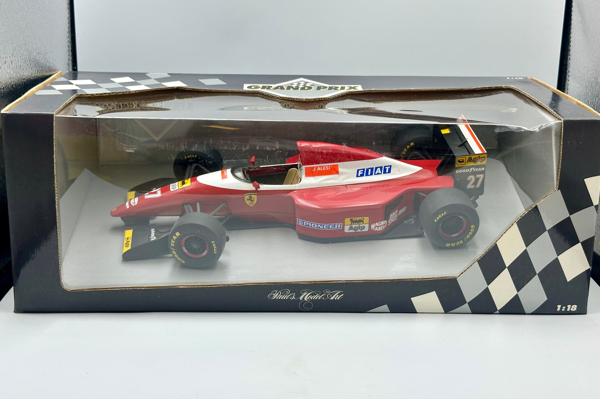 1:18 1993 Jean Alesi -- #27 Ferrari F93A -- Minichamps F1 1:18 1993 Jean Alesi -- #27 Ferrari F93A -- Minichamps F1
