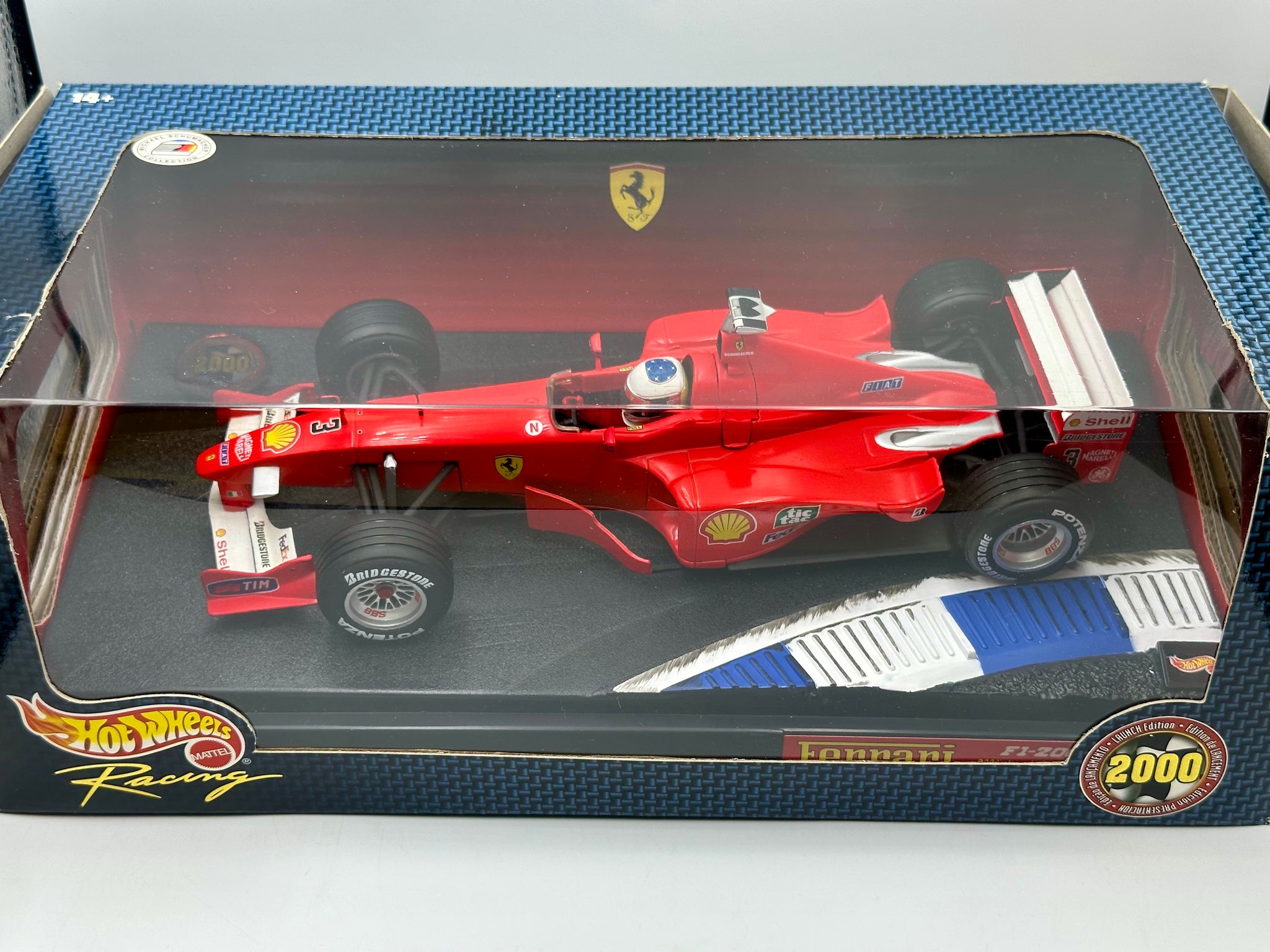 Hot Wheels 1/18 Ferrari F1 2000 Schumacher - Collection - Manque Un Rétro (voir Photo)