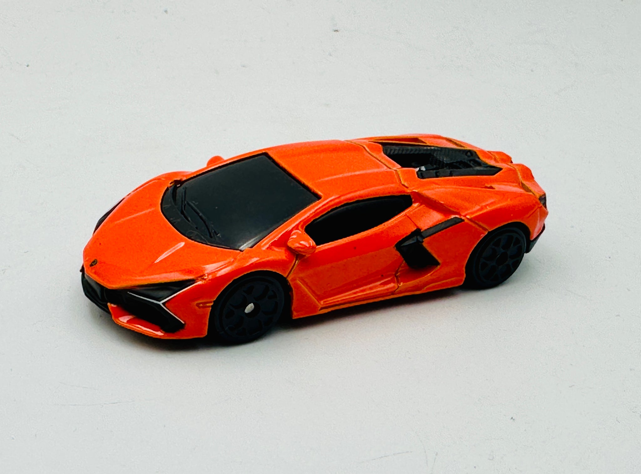 1:64 Lamborghini Revuelto 2023 -- Orange -- Maisto