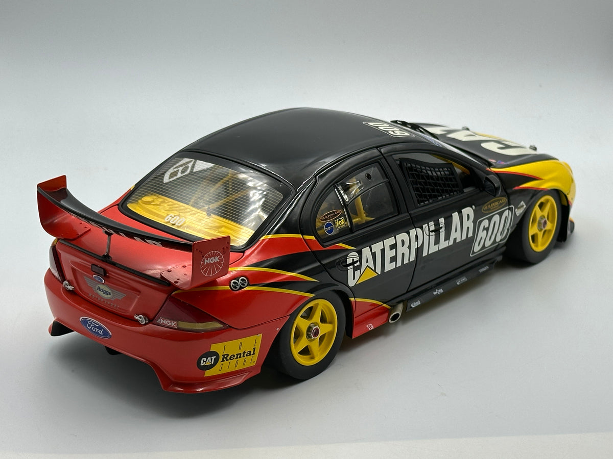 1:18 2002 Caterpillar Racing -- #600 Ford AU Falcon -- Classic Carlect