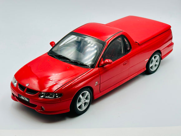 1:18 Holden VU SS Ute -- Red Hot -- Classic Carlectables