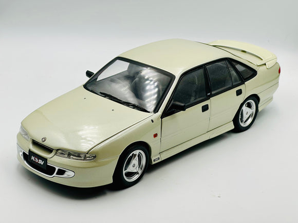 1:18 Holden HSV VS Clubsport -- Silver Mink -- Biante